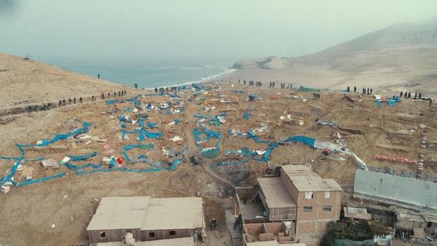 El general PNP Jorge Angulo,  jefe de Región Policial Lima, informó hoy que se desalojó a las personas que ocupaban de forma ilegal un sector del Morro Solar, en Chorrillos. La zona intangible había sido tomada por más de 5 mil de personas desde hace diez días. (Foto: Bryan Albornoz/ @photo.gec)